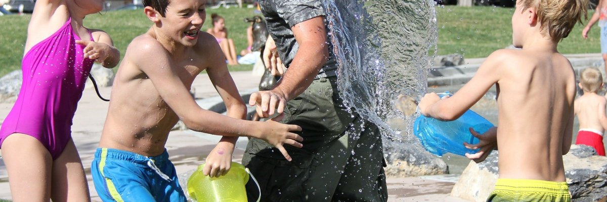 water-fight-442257_1920.jpg